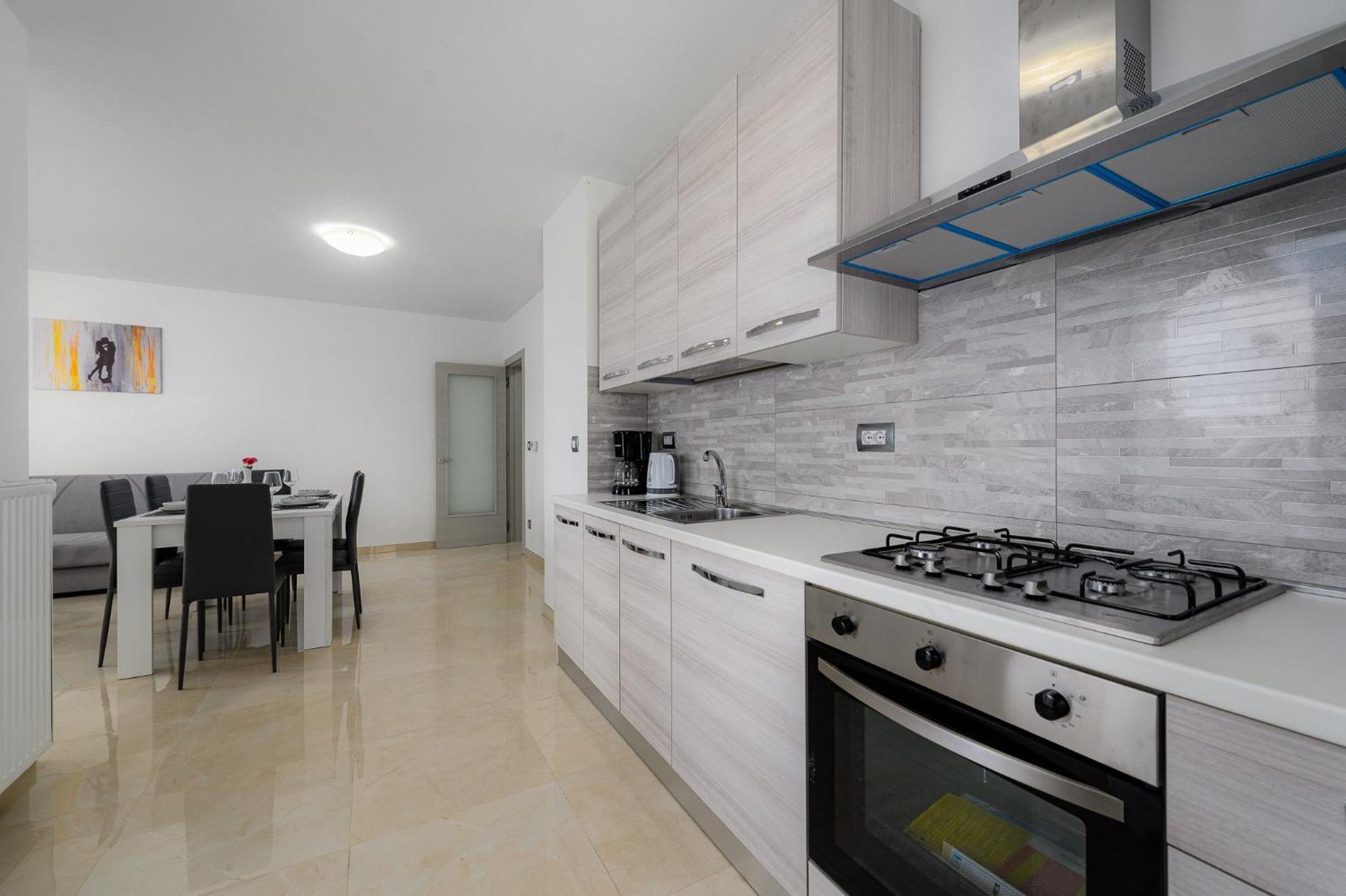 Stancija Amorozo 5 - Apartment N. 7 Porec Esterno foto
