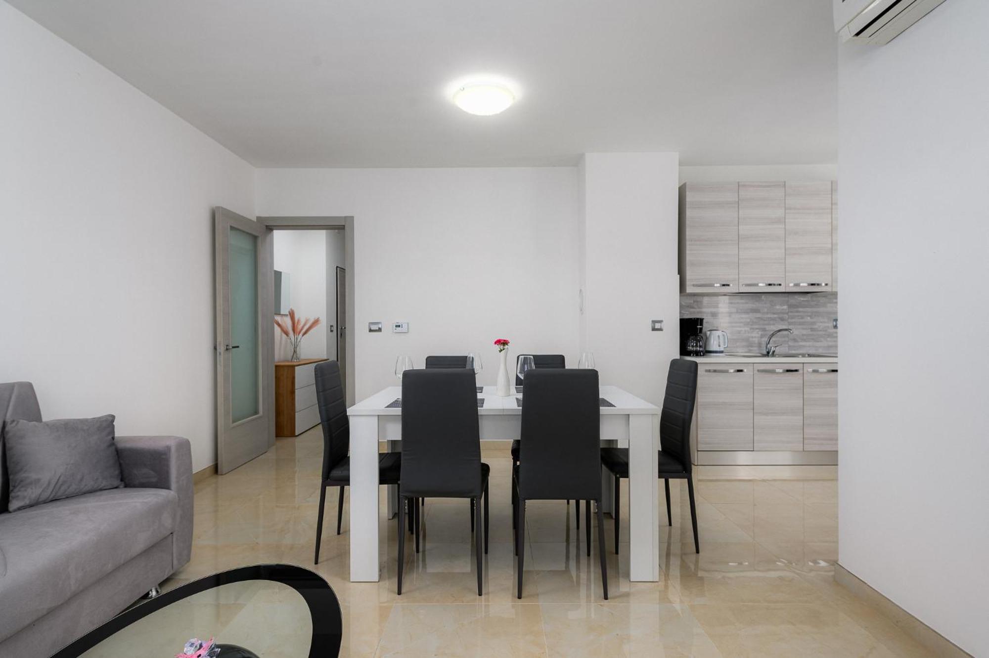 Stancija Amorozo 5 - Apartment N. 7 Porec Esterno foto