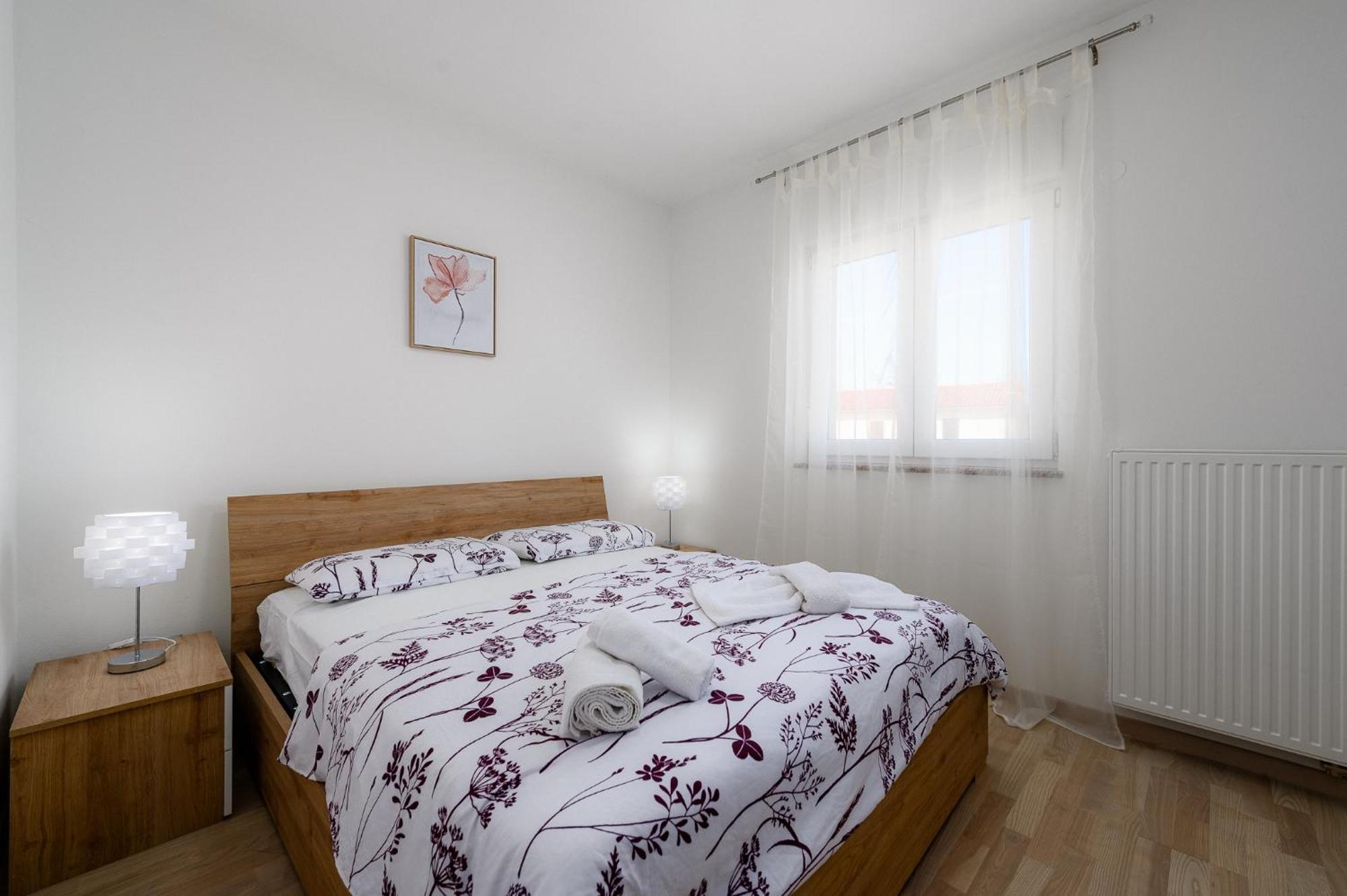 Stancija Amorozo 5 - Apartment N. 7 Porec Esterno foto