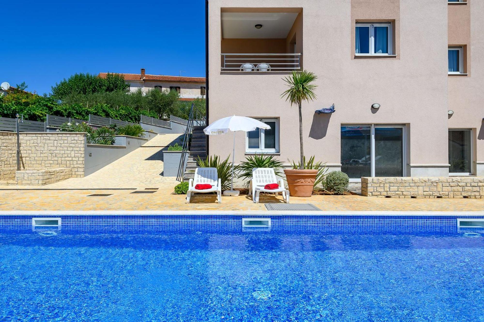 Stancija Amorozo 5 - Apartment N. 7 Porec Esterno foto